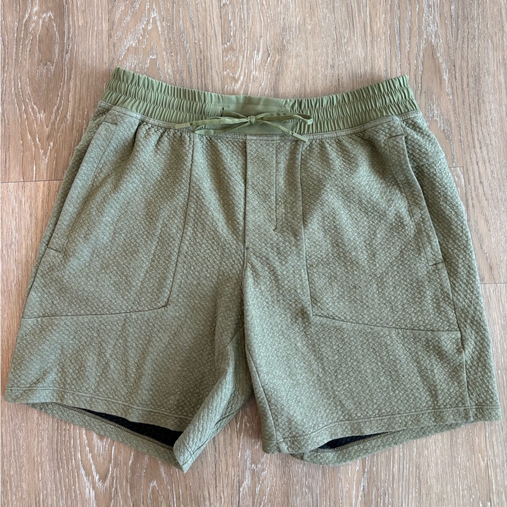Lululemon At Ease 7” Green Shorts